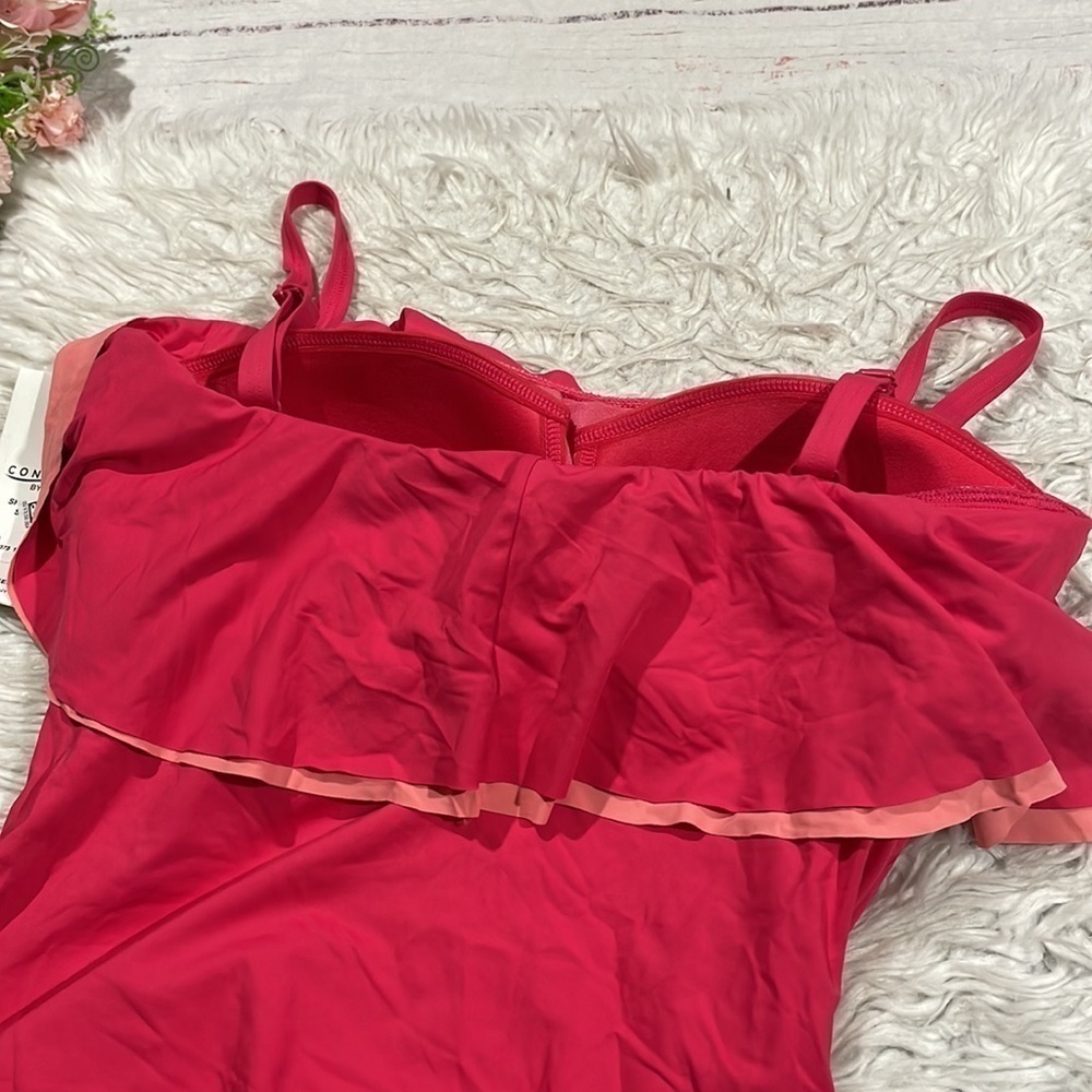 NWT Coco Reef HIBISCUS Contours Ruffled One-Piece Swimsuit - Picture 12 of 13